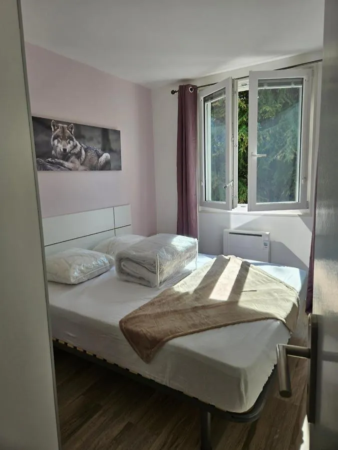 Chez Louise, Appartement T3 A Deux Pas Du Centre Bagneres-de-Luchon 0*,
